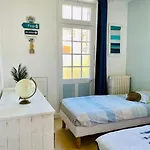 Rosacea Maison De La Baule-Escoublac