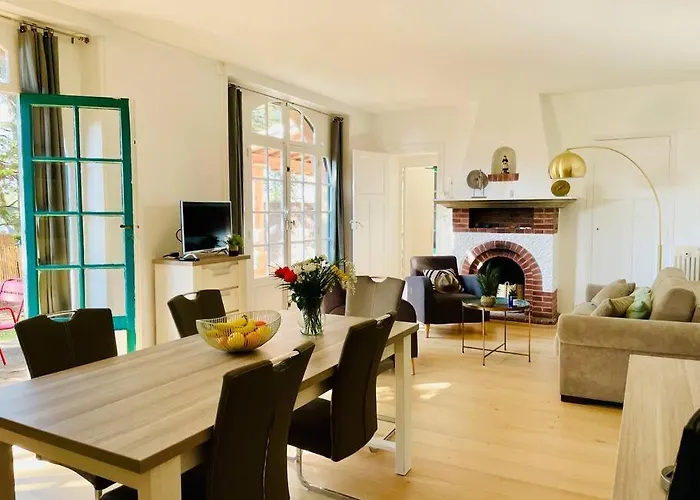 Rosacea Maison De La Baule