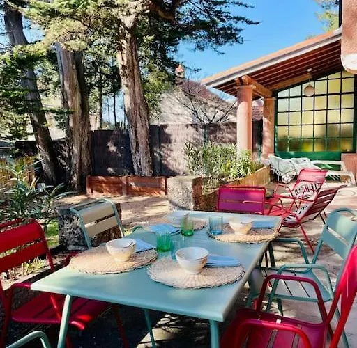 Prázdninový dům Rosacea Maison De *