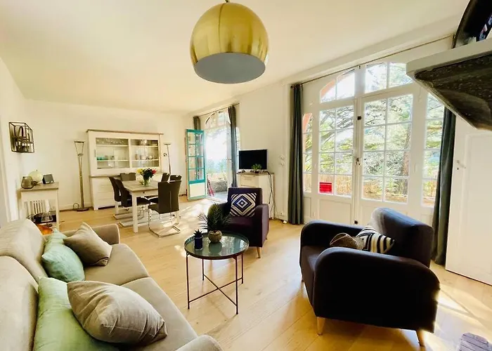 Rosacea Maison De * La Baule